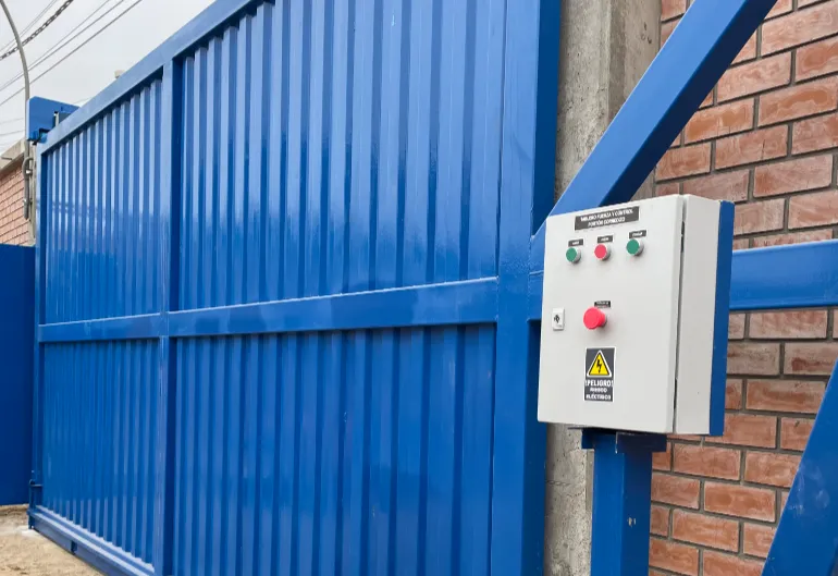 Cerco y portón automatizado Subestación Progreso - Luz del Sur (TECSUR)