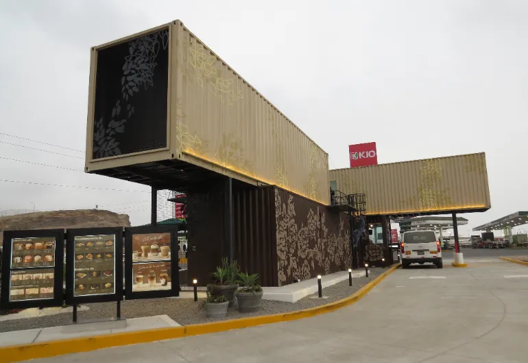 Starbucks - Tienda construcción modular (DELOSI)